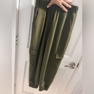 Olive green 4 pocket joggers.